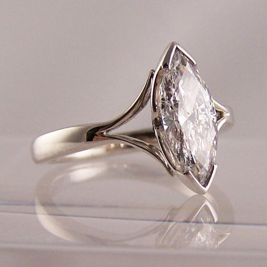Vintage Oval White Crystal Silver Ring-Lydieannejewelry