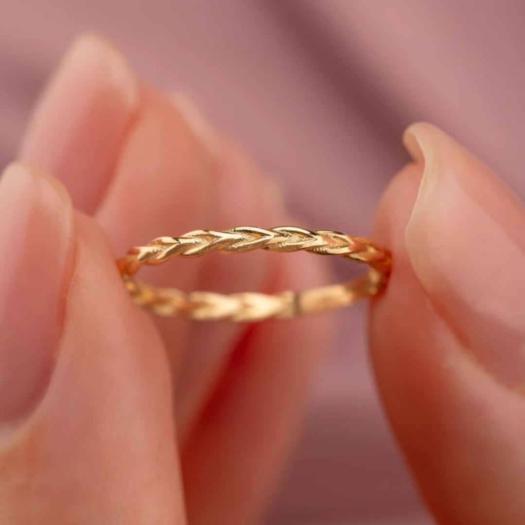 Vintage Gold Simplicity Ring-Lydieannejewelry