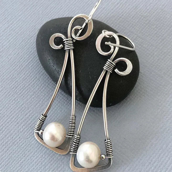 Vintage Dangling Pearl Earrings-Lydieannejewelry
