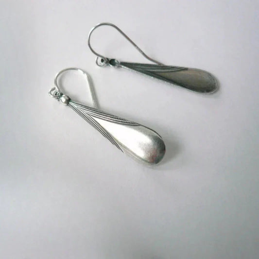 Vintage Silver Drop Earrings-Lydieannejewelry