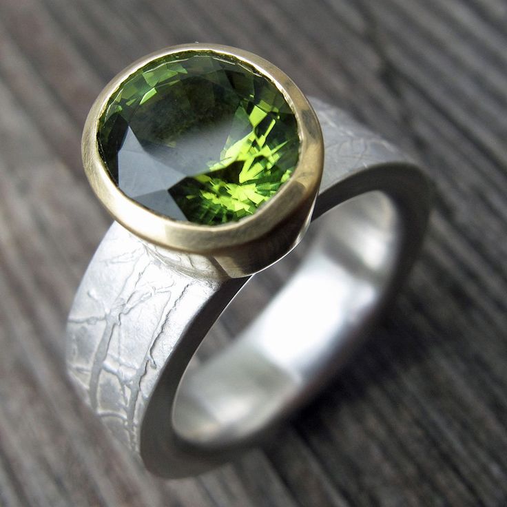 Vintage Olive Bright Glass Silver Ring-Lydieannejewelry