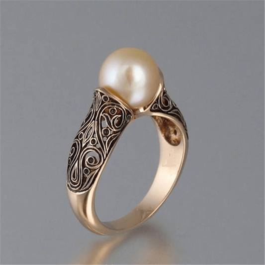Vintage Gold Pearl Ring