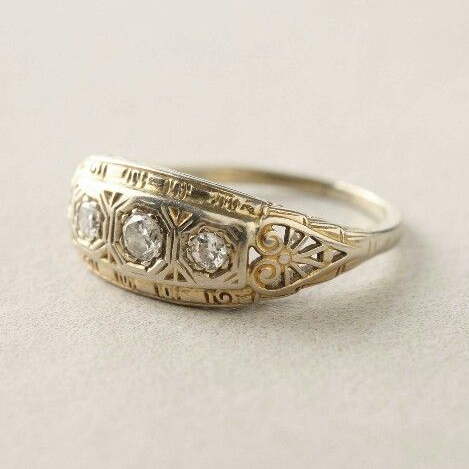 Vintage Small Zirconia Gold Ring-Lydieannejewelry