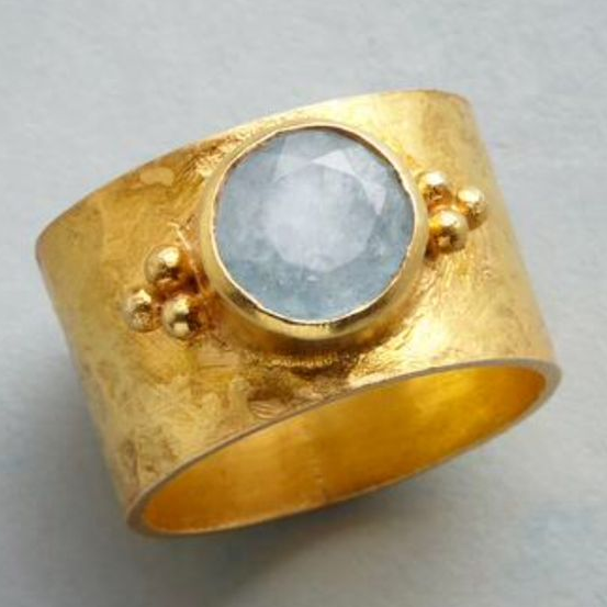 Vintage Golden Moonstone Ring-Lydieannejewelry