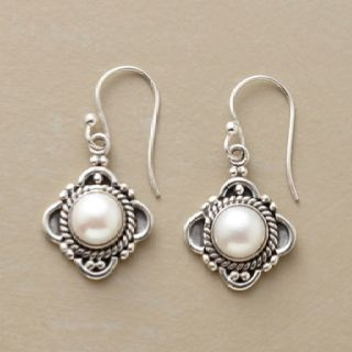 Vintage Lotus Pearl Earrings-Lydieannejewelry