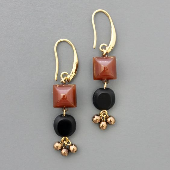 Vintage Black & Red Stones Earrings-Lydieannejewelry