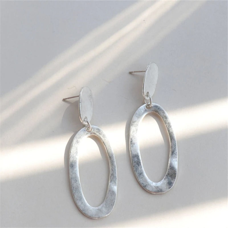 Vintage Silver Oval Dangle Earrings-Lydieannejewelry