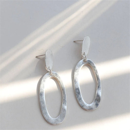 Vintage Silver Oval Dangle Earrings-Lydieannejewelry