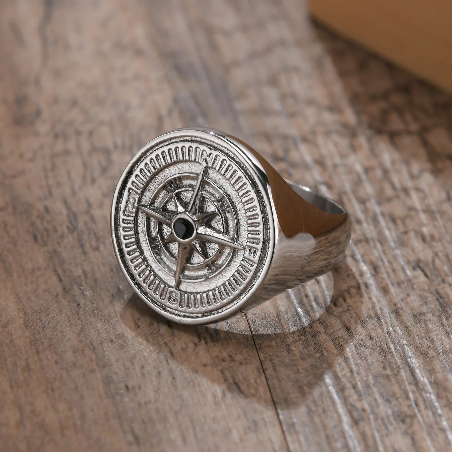 Silver Compass Wheel Design & Dark Stone Ring-Lydieannejewelry