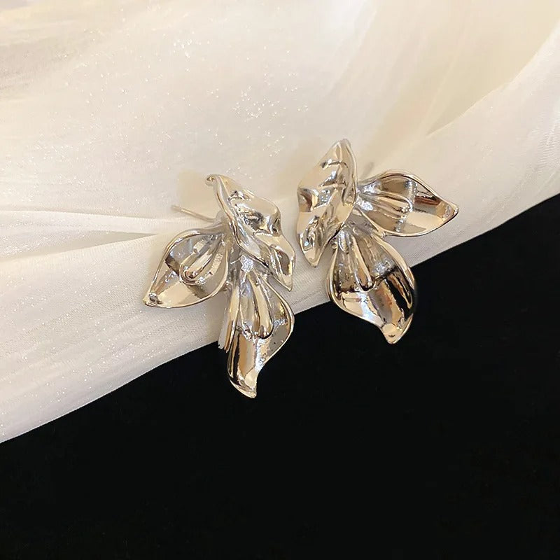 Vintage Silver Curved Leaf-Shaped Earrings-Lydieannejewelry