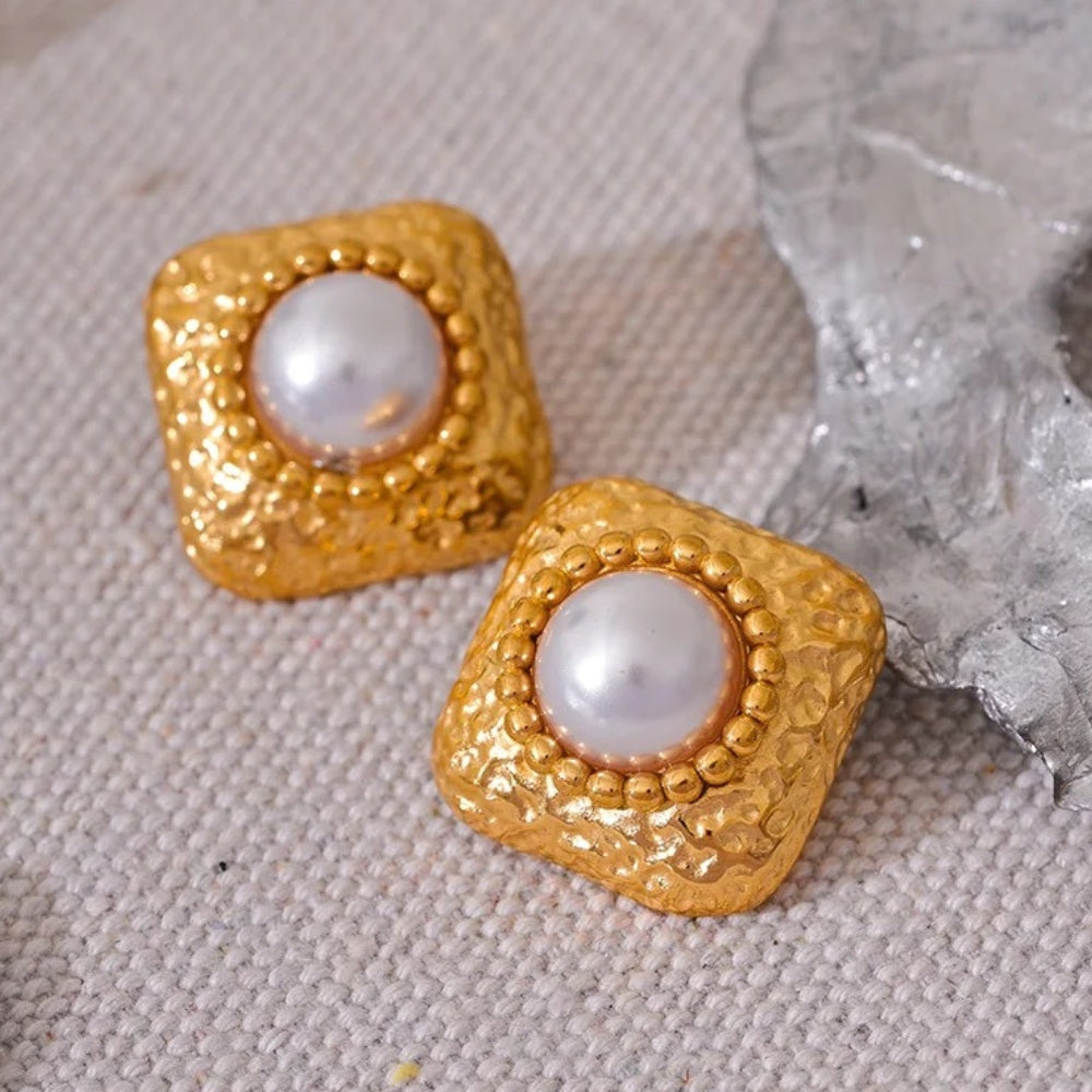 Vintage Square-Shaped Gold Stud Earrings-Lydieannejewelry