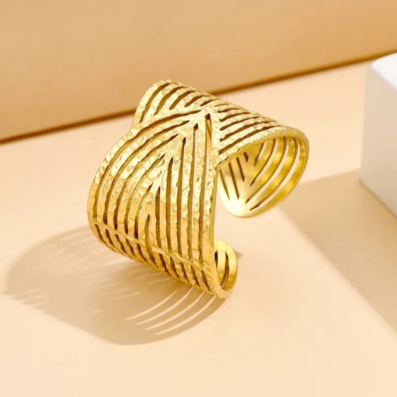 Sculpted Abstract Gold Adjustable Ring-Lydieannejewelry