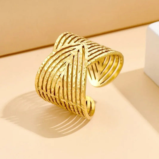 Sculpted Abstract Gold Adjustable Ring-Lydieannejewelry