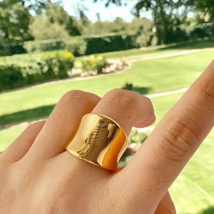 Vintage Golden Ring-Lydieannejewelry