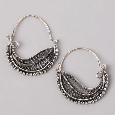 Vintage Silver Basket Leaf Earrings-Lydieannejewelry