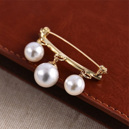 Vintage Pearl Brooch in Gold and Silver