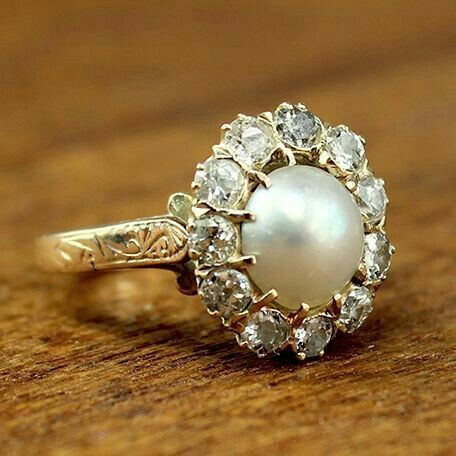 Vintage Bright Pearl Gold Ring-Lydieannejewelry