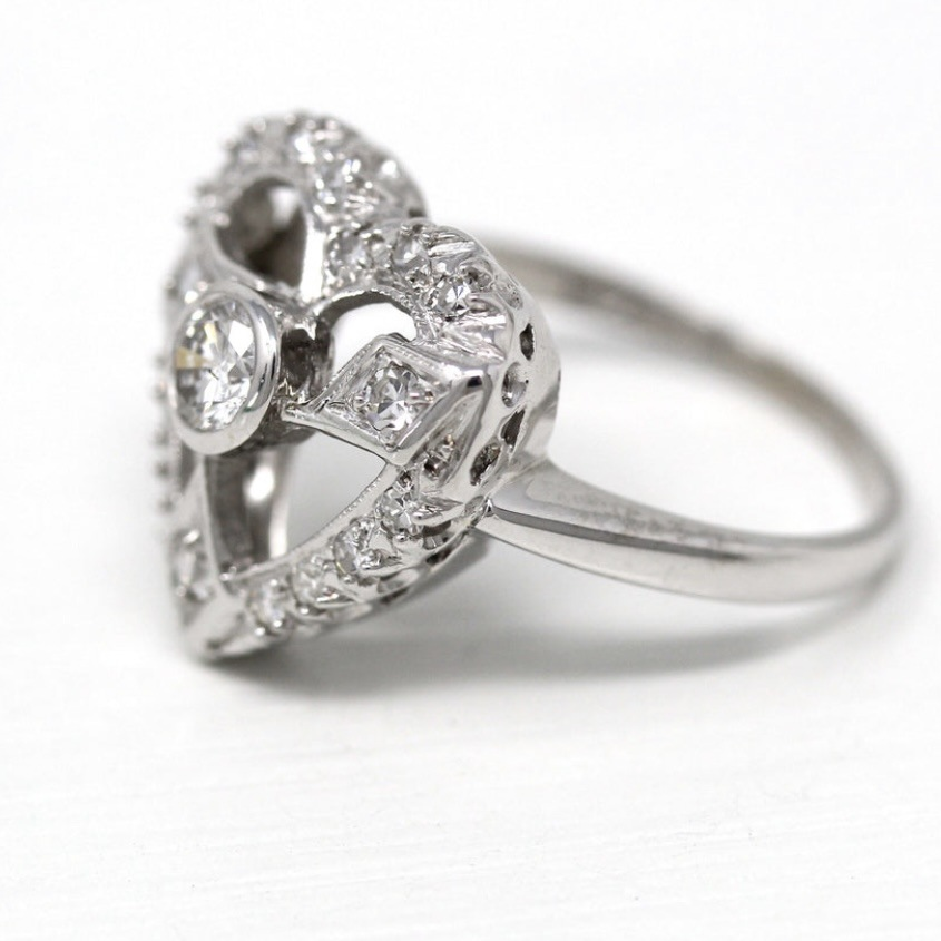 Vintage Bright Heart Silver Ring-Lydieannejewelry