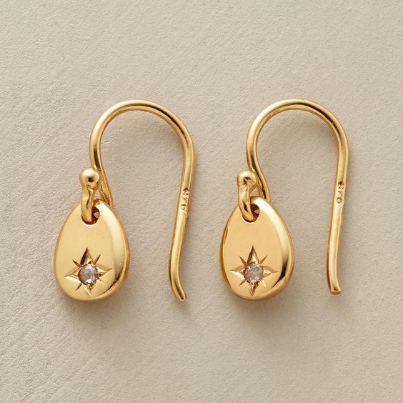 Vintage Gold Star Drop Earrings-Lydieannejewelry