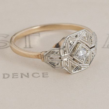 Vintage Gold Bright Crystal Ring-Lydieannejewelry