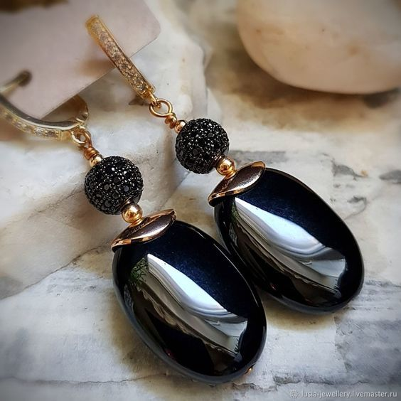 Vintage Black Earrings-Lydieannejewelry