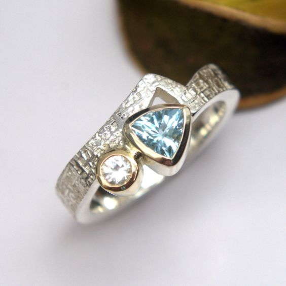 Vintage Blue Sky Glass Silver Ring-Lydieannejewelry