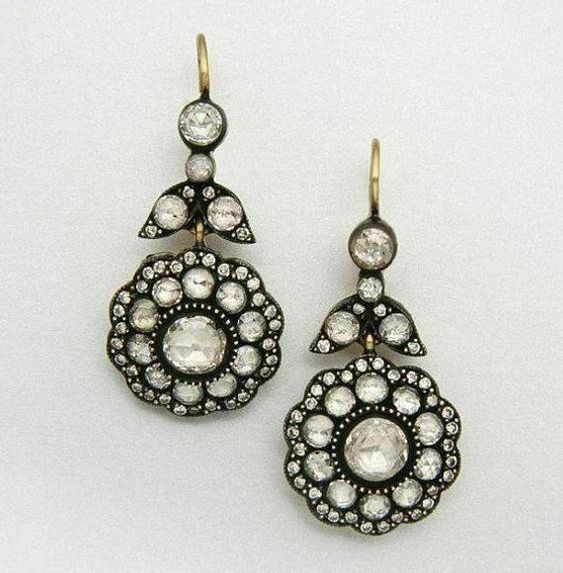Vintage Dangling Mandala Earrings-Lydieannejewelry