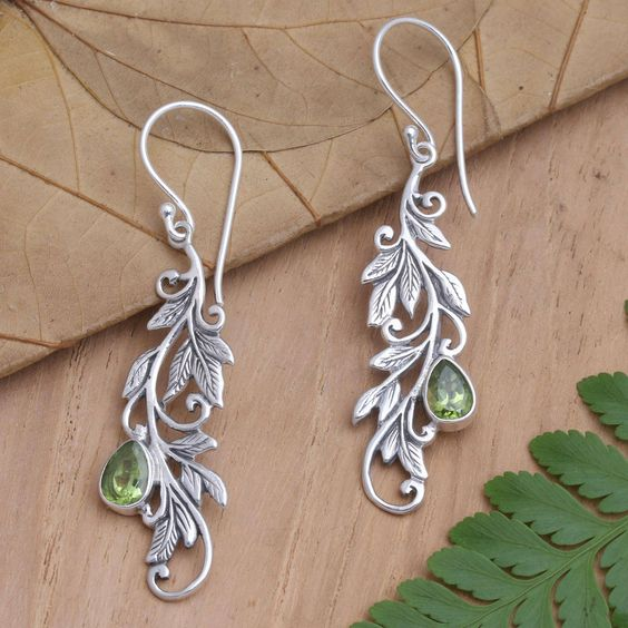 Vintage Dangling Leaf Crystal Earrings-Lydieannejewelry