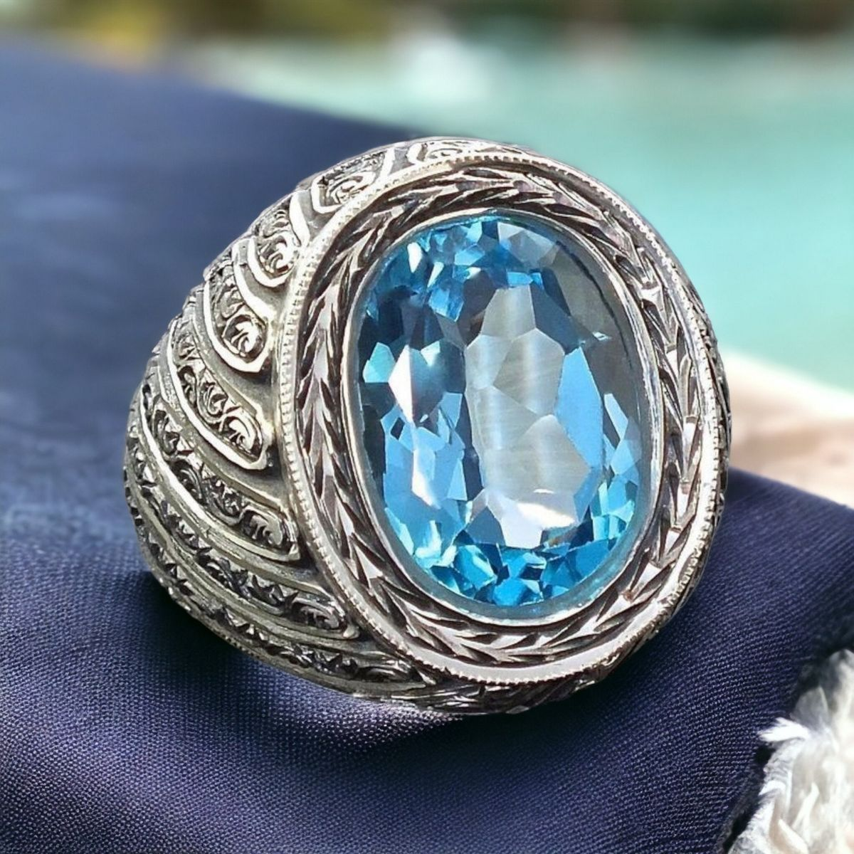 Vintage Blue Crystal Seal Silver Ring-Lydieannejewelry