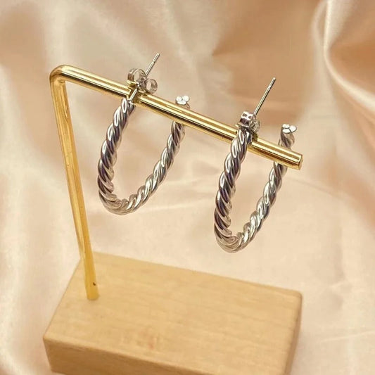 Vintage Twisted Silver Hoop Earrings-Lydieannejewelry