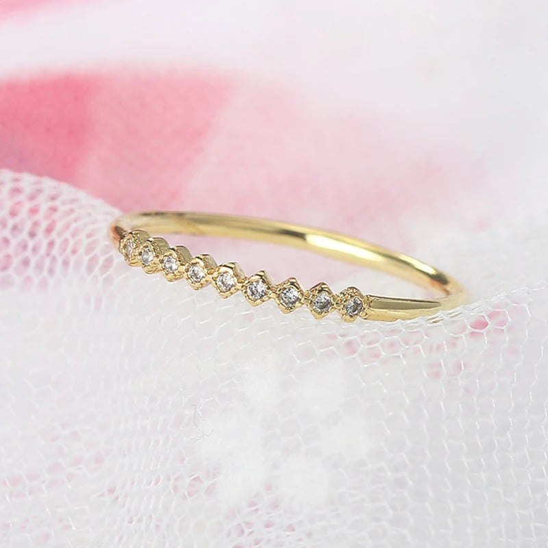 Vintage Gold Sparkling Diamond-Cut Stone Ring-Lydieannejewelry