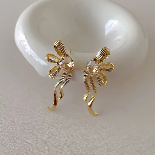 Gold Heart-Shaped Tassel Earrings-Lydieannejewelry