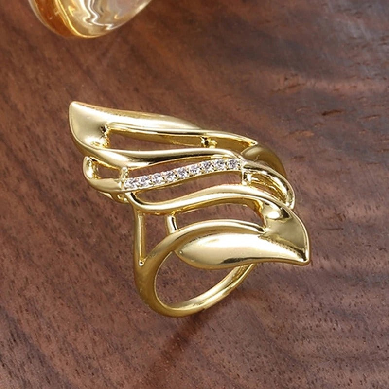 Vintage Gold Twisted Leaf Ring-Lydieannejewelry