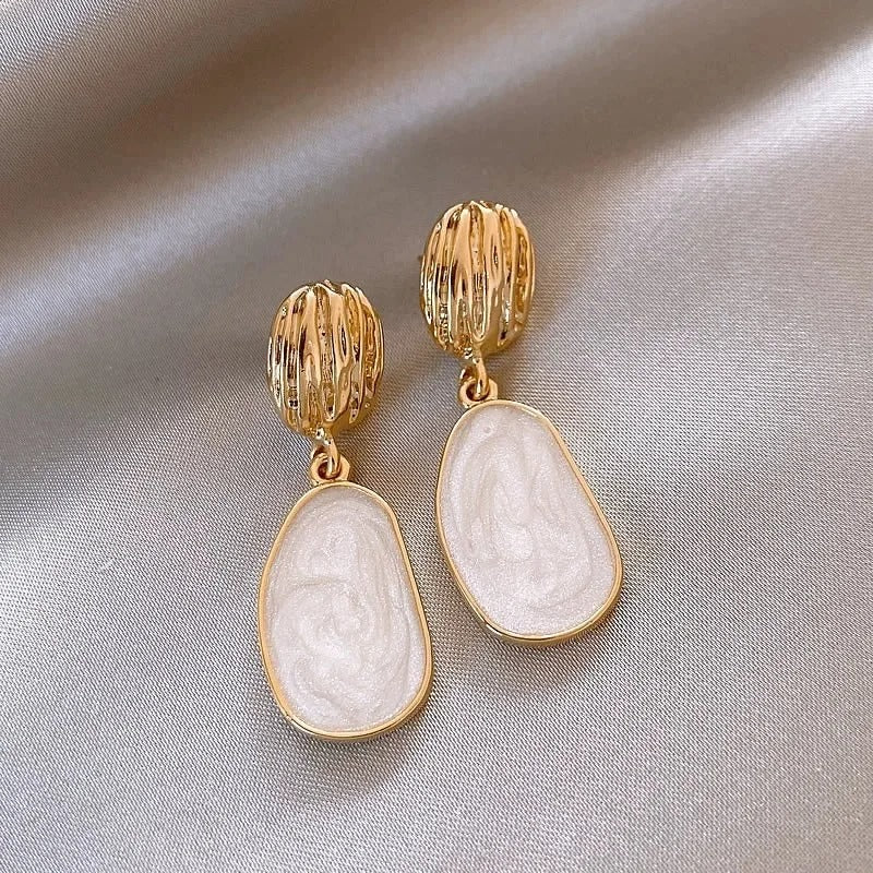 Vintage Gold Oval Drop Earrings-Lydieannejewelry