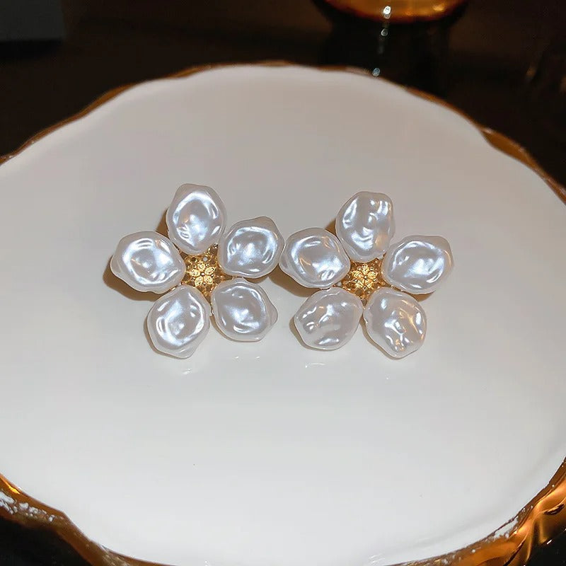 Vintage Gold White Flower Pearl Earrings-Lydieannejewelry