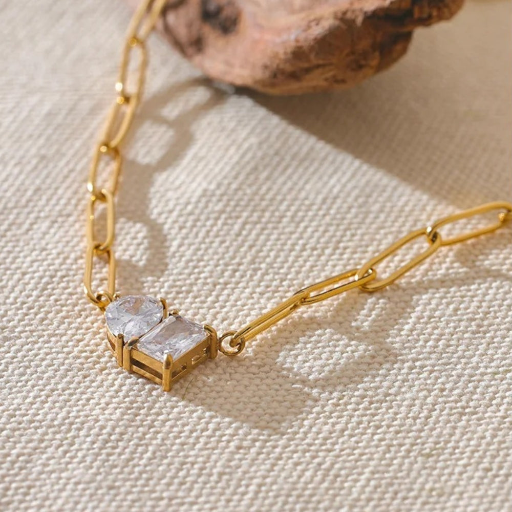 Gold Chain Crystal Pendant Necklace-Lydieannejewelry